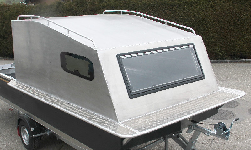 SilverCarp Kabine mit Seitenfenster
