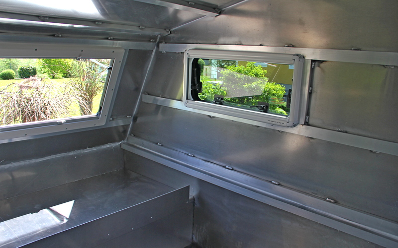 SilverCarp Kabine Fenster mit Fliegengitter